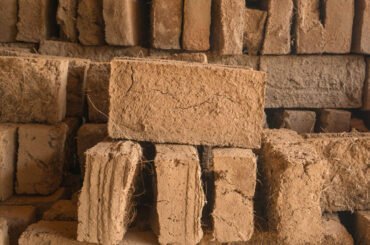 make bricks without straw